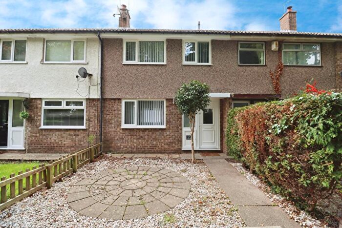 3 Bedroom Terraced House To Rent In Baildon Green, Little Sutton, CH66