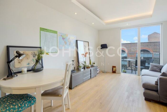 1 Bedroom Apartment To Rent In Park Vista Tower, Wapping Lane, London, E1W
