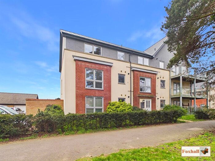 2 Bedroom Flat For Sale In Blackheath Avenue, Ipswich, IP3