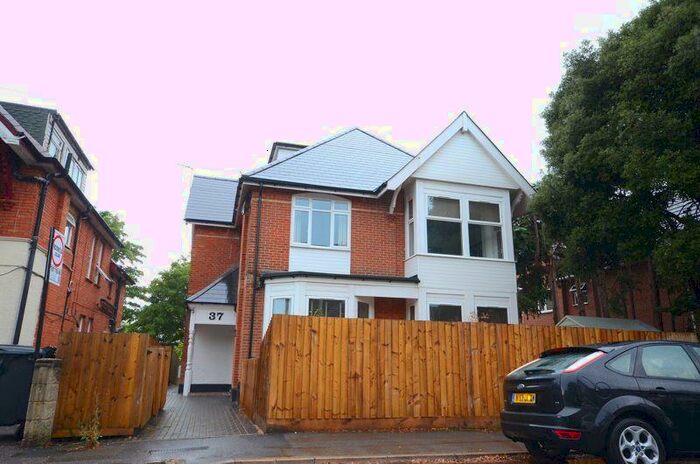 1 Bedroom Flat To Rent In Hamilton Road, Bournemouth, BH1