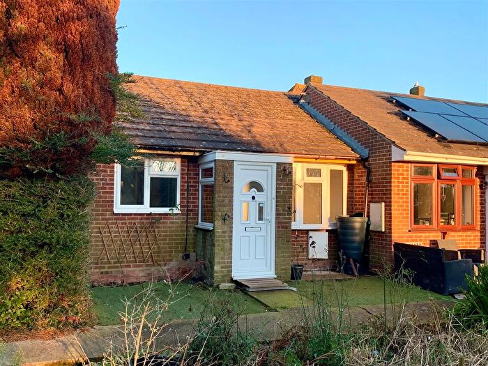 2 Bedroom Terraced Bungalow To Rent In Rope Walk, Littlehampton, BN17