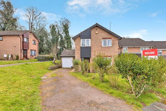 4 Bedroom Detached House For Sale In Watermeadow Drive, Northampton, Northamptonshire, NN3