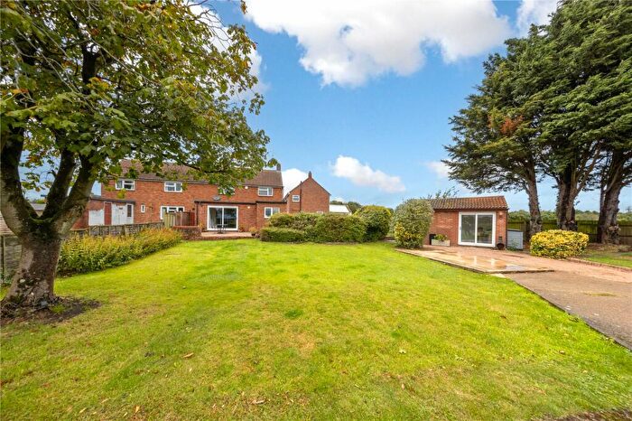 3 Bedroom Semi-Detached House For Sale In Cranfield Road, Astwood, Newport Pagnell, Buckinghamshire, MK16