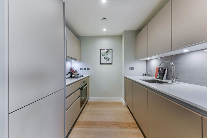 1 Bedroom Apartment To Rent In Uncle Elephant And Castle, Churchyard Row, SE11