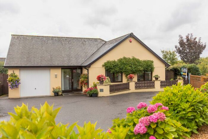 3 Bedroom Bungalow For Sale In Barlands Way, Dolton, Winkleigh, EX19