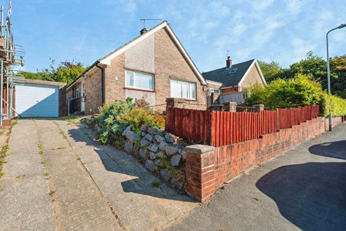 3 Bedroom Bungalow For Sale In Dylan Road, Killay, Swansea, SA2