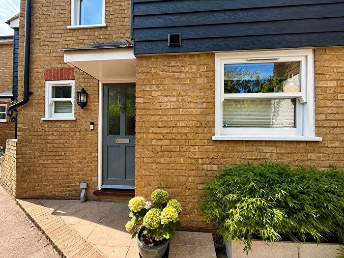 2 Bedroom End Terrace House For Sale In Sion Passage, Ramsgate, CT11
