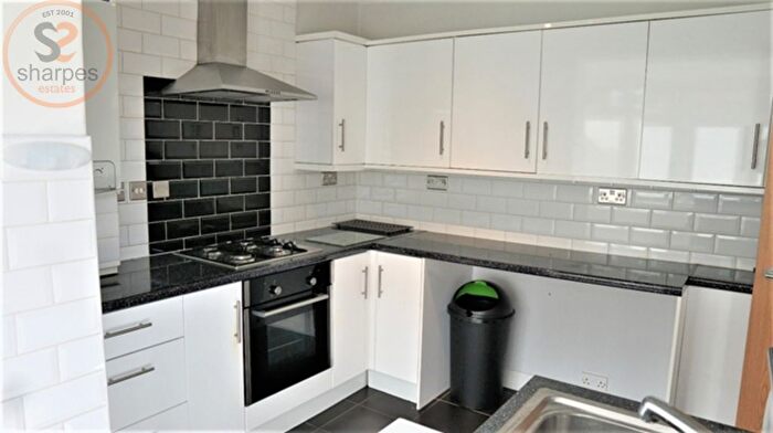 3 Bedroom Property To Rent In Keynsham Road, Morden, London, SM4