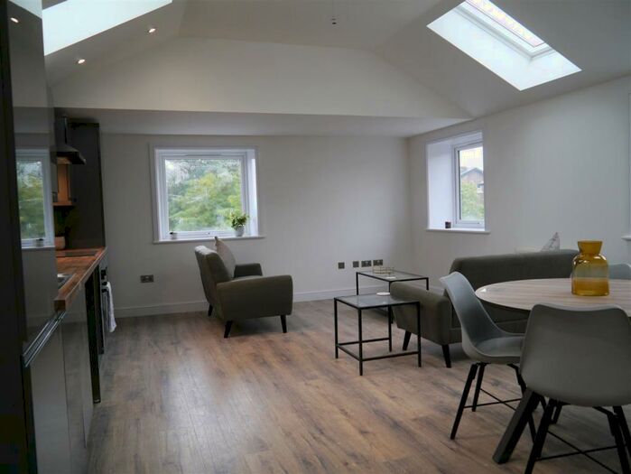 2 Bedroom Apartment To Rent In Park Terrace, Liverpool, Merseyside, L22