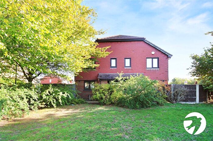 2 Bedroom Semi-Detached House To Rent In Pilgrims View, Greenhithe, Kent, DA9