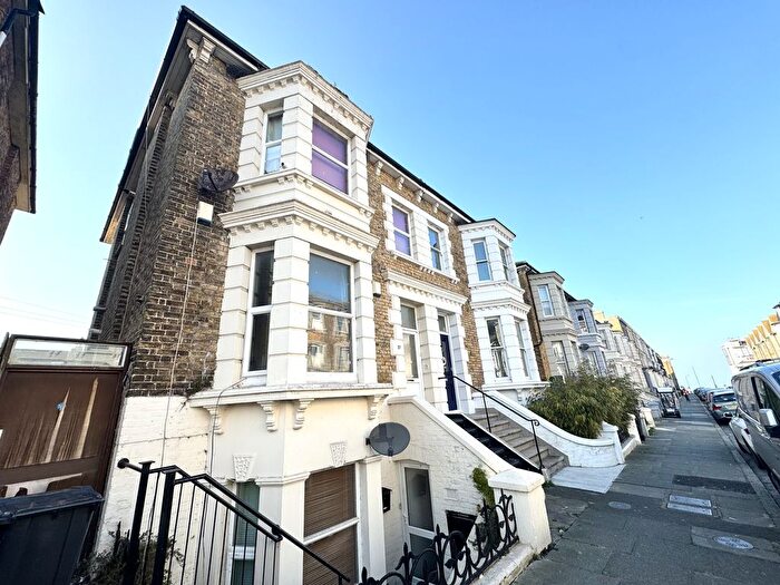 2 Bedroom Flat To Rent In Athelstan Road, Margate, CT9