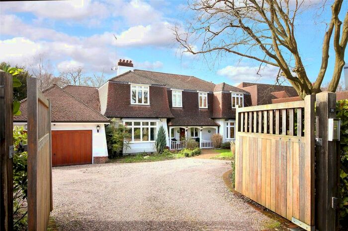 5 Bedroom Detached House To Rent In Westfield Road, Beaconsfield, HP9