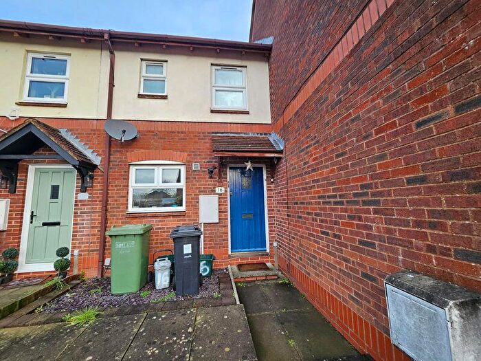 2 Bedroom Terraced House To Rent In Honeysuckle Close, Bristol, BS32