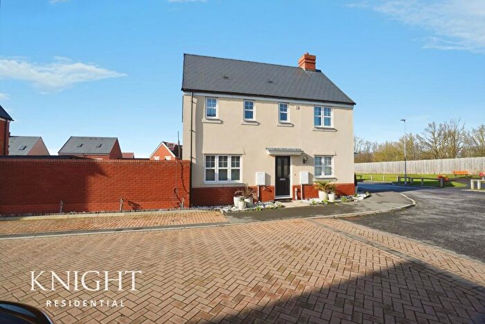 3 Bedroom Detached House For Sale In Aardvark Drive, Stanway, Colchester, CO3