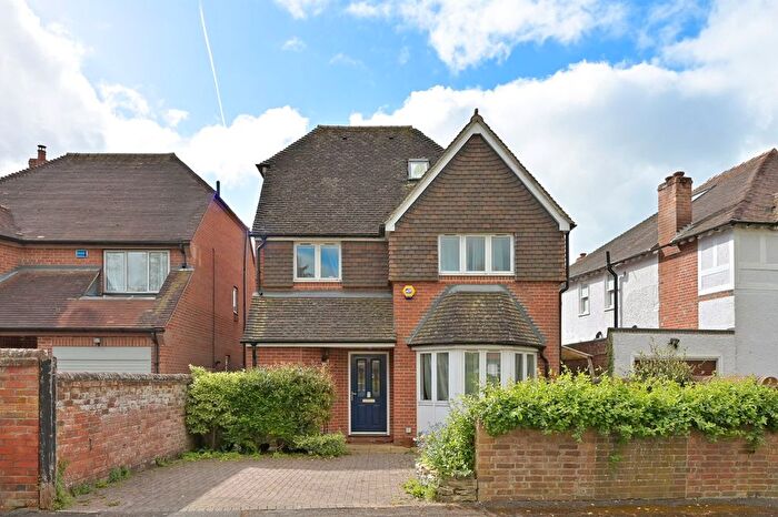 4 Bedroom Detached House For Sale In Moreton Road, Oxford, Oxfordshire, OX2