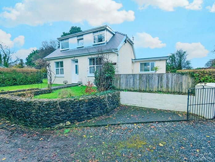 3 Bedroom Detached House For Sale In Llysonnen Road, Carmarthen, Carmarthenshire., SA33