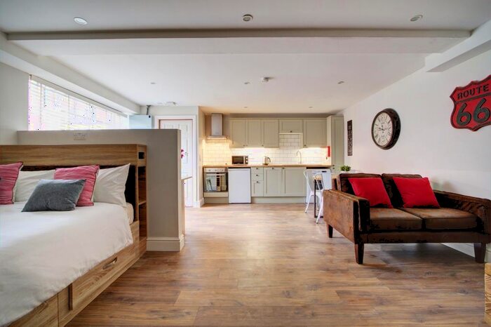 Studio To Rent In Peel Street, Nottingham, NG1