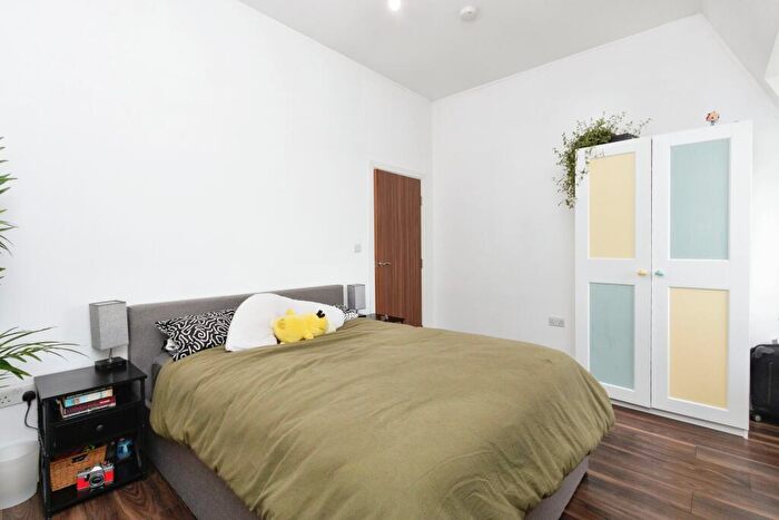 1 Bedroom Flat For Sale In Little Victoria Street, Basingstoke, Hampshire, RG21