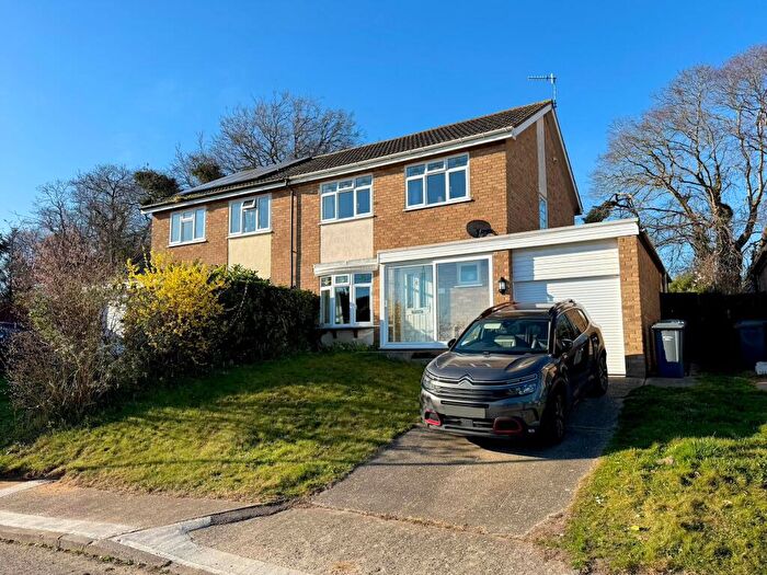 3 Bedroom Semi-Detached House For Sale In St. Andrews Place, Melton, Woodbridge, IP12