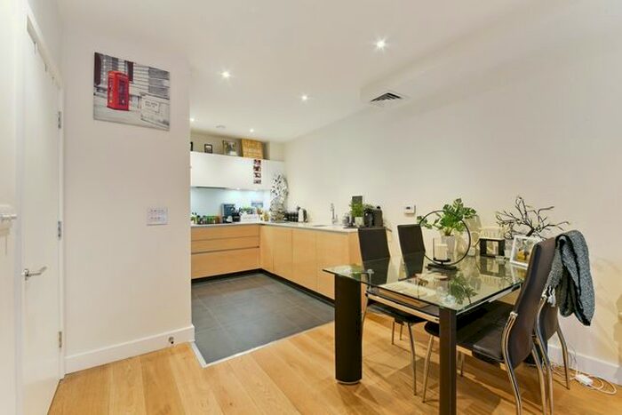 1 Bedroom Flat To Rent In Landmann Point, Peartree Way, Greenwich Millennium Village, Greenwich, SE10