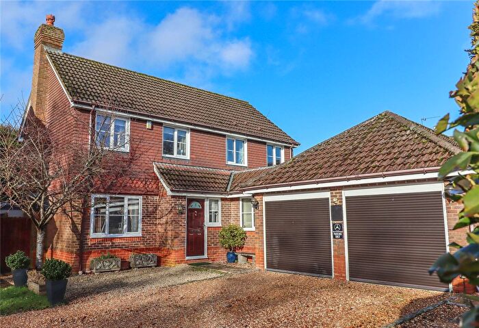 4 Bedroom Detached House For Sale In Hardyfair Close, Weyhill, Andover, Hampshire, SP11