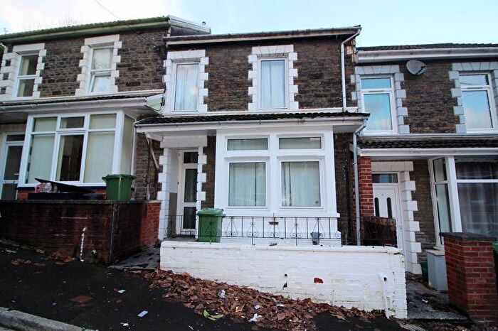 5 Bedroom Terraced House To Rent In Hilda Street, Pontypridd, CF37