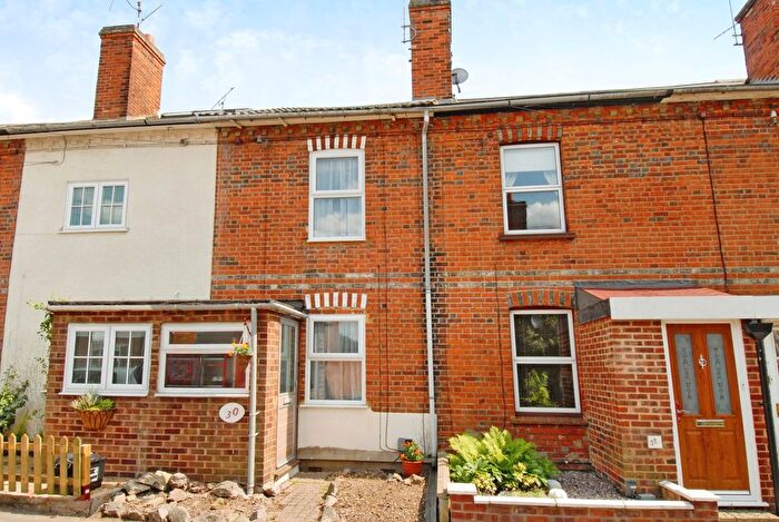 2 Bedroom Terraced House For Sale In Havelock Road, Wokingham, RG41