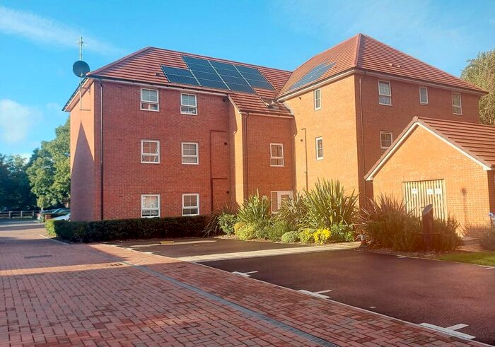 2 Bedroom Property To Rent In Mistle Court, Coventry, CV4