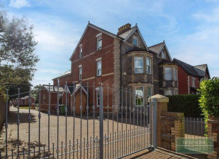 5 Bedroom Semi-Detached House For Sale In Penlline Road Cardiff, CF14