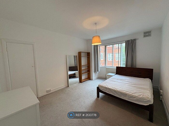 1 Bedroom Flat To Rent In Langham Court, London, SW20