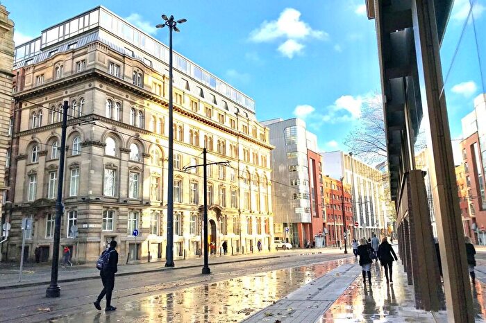 2 Bedroom Apartment To Rent In The Grand, Aytoun Street, Manchester, M1