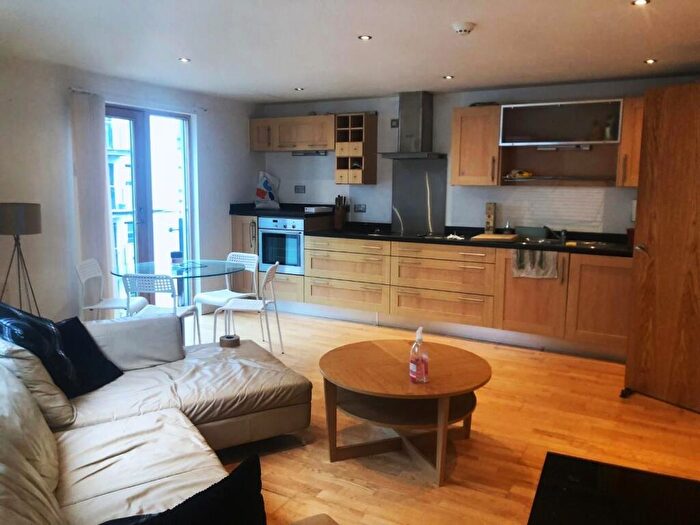 1 Bedroom Flat To Rent In Mcclure House, The Boulevard, Leeds, LS10