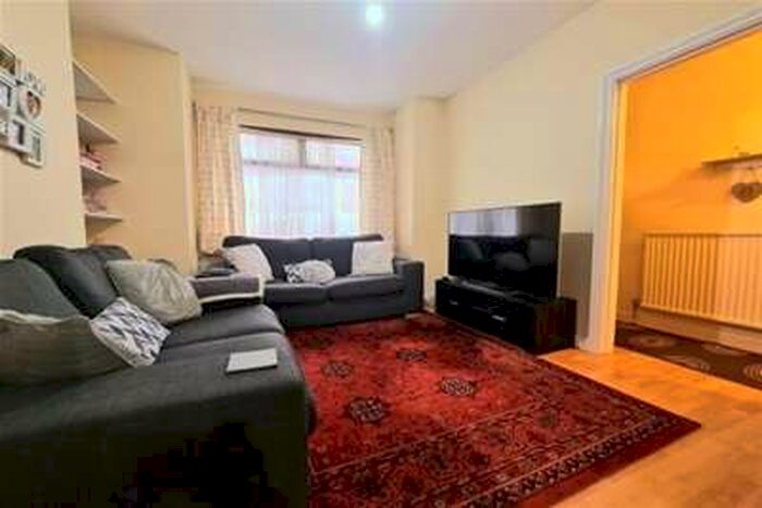 2 Bedroom House To Rent In Malton Street, SE18
