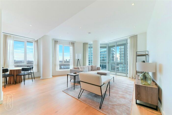 2 Bedroom Flat To Rent In Prospect Way, London, SW11