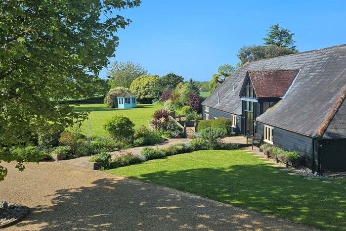 4 Bedroom Barn Conversion For Sale In Nobles Barn, Blendworth, PO8