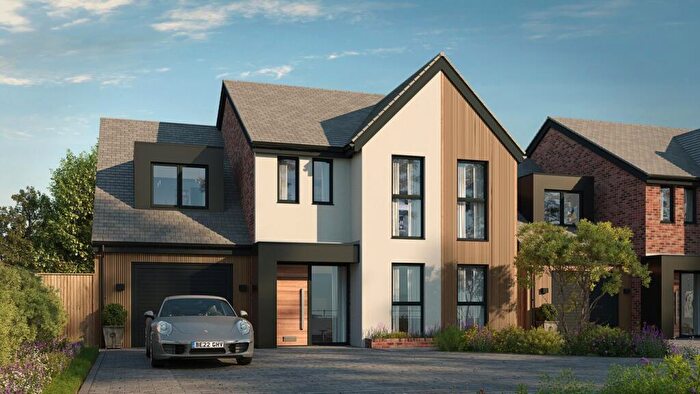 4 Bedroom Detached House For Sale In Brook Street, Loscoe, DE75
