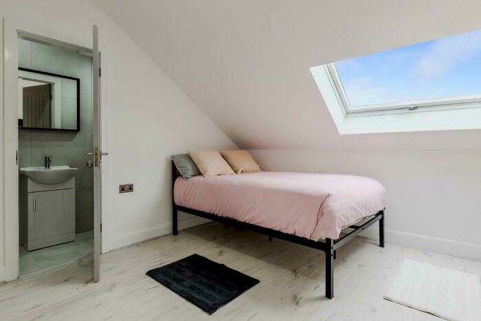 5 Bedroom House To Rent In Baggholme Road, Lincoln, LN2