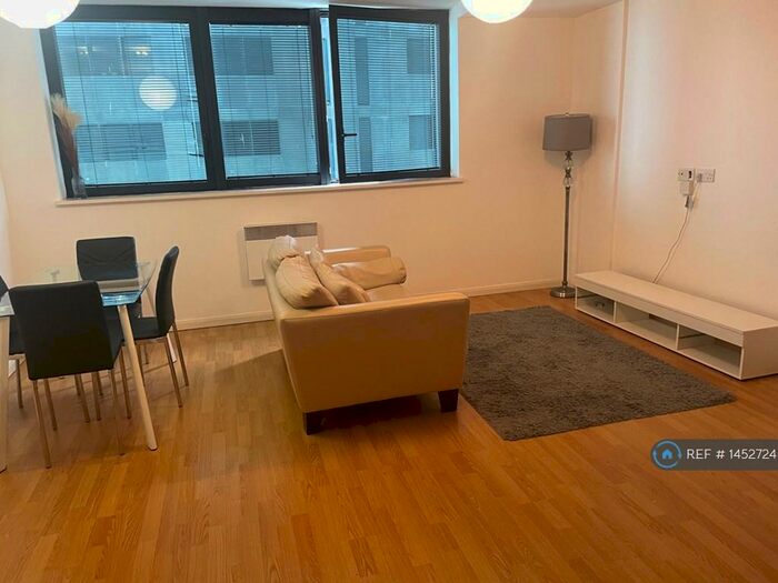 1 Bedroom Flat To Rent In Mann Island, Liverpool, L3