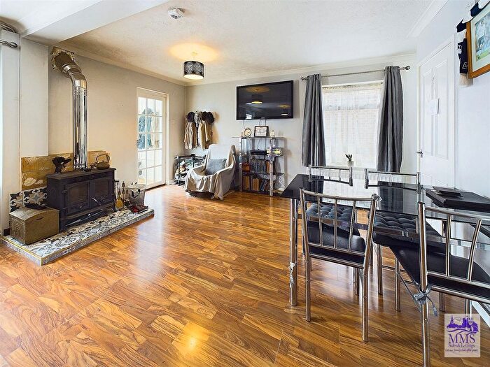 3 Bedroom Property For Sale In Millcroft Road, Cliffe, ME3