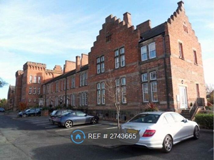 2 Bedroom Flat To Rent In Charlemont, Norton, Worcester, WR5