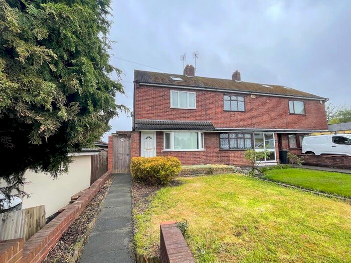 3 Bedroom Semi-Detached House To Rent In High Street, Quarry Bank, Brierley Hill, DY5