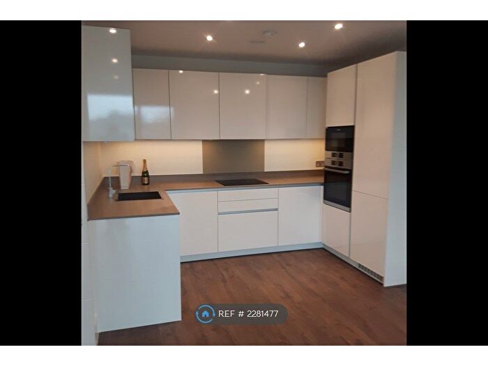 1 Bedroom Flat To Rent In Sapphire House, Orpington, BR6