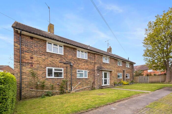 2 Bedroom Apartment For Sale In St. Cuthmans Road, Steyning, BN44