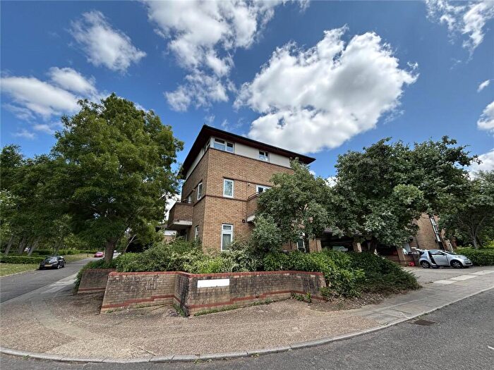 1 Bedroom Flat For Sale In Carrick Road, Fishermead, Milton Keynes, Buckinghamshire, MK6