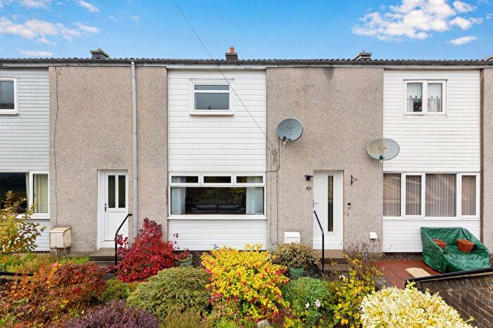 2 Bedroom Flat For Sale In Lilac Avenue, Mayfield, EH22