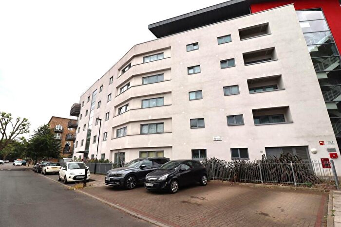 2 Bedroom Apartment To Rent In Reculver Road, Surrey Quays, SE16