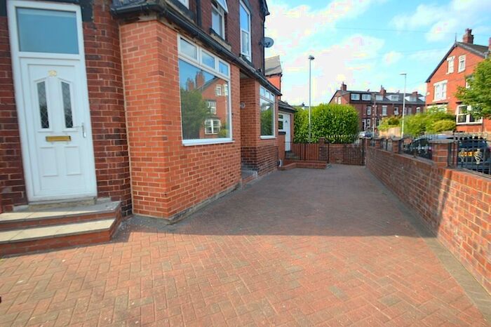 4 Bedroom Terraced House To Rent In -Beechwood Crescent, Leeds, West Yorkshire, LS4