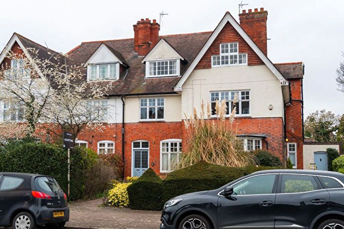 2 Bedroom Flat For Sale In Toller Road, Stoneygate, LE2