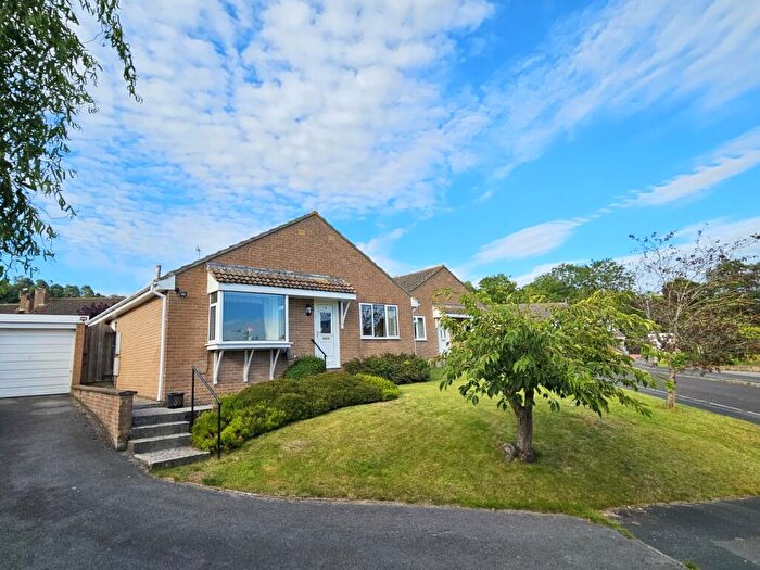 3 Bedroom Detached Bungalow For Sale In Coppin Close, Glastonbury, BA6