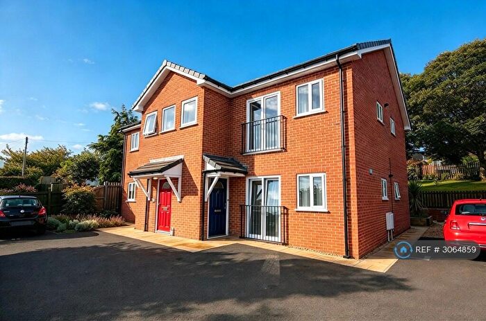 2 Bedroom Flat To Rent In Coedpoeth, Wrexham, LL11